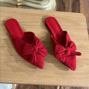 New/ No Flaws Elegant Red Women's Slip-On Flat Shoes with Bow